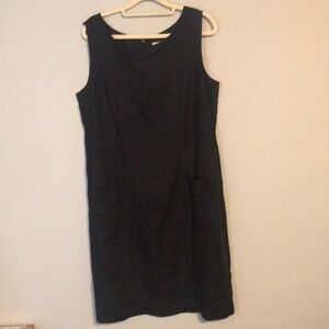Elegant Black Sleeveless Dress